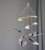 Mobile, papillons/perles, pastel