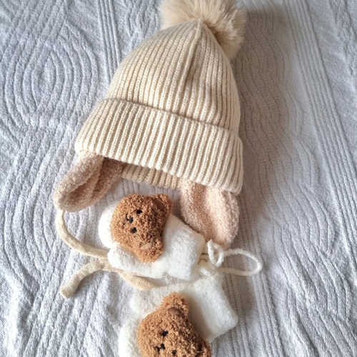 Bonnet d'hiver pour bébé avec cache-oreilles et pompon - Beige